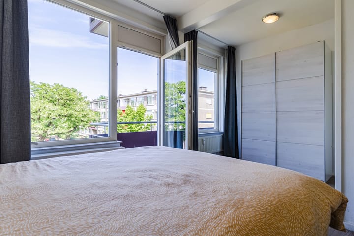 Photo 29 of Kaarderstraat 10