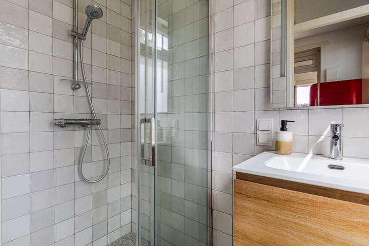 Photo 30 of Kaarderstraat 10