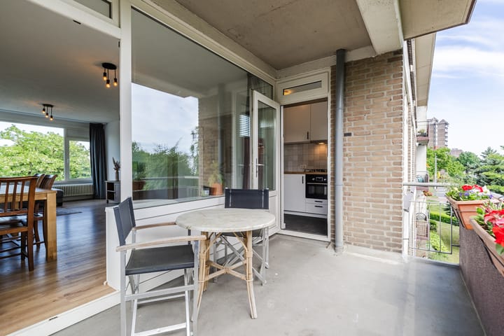 Photo 37 of Kaarderstraat 10