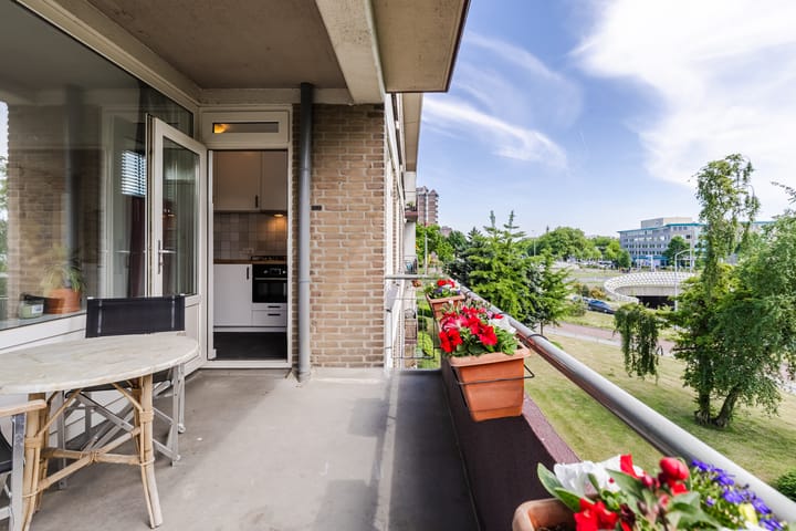 Photo 39 of Kaarderstraat 10