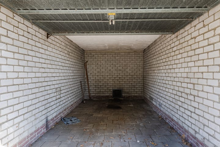 Photo 44 of Kaarderstraat 10