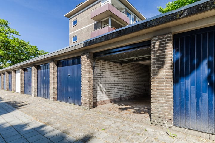 Photo 45 of Kaarderstraat 10