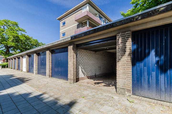 Photo 46 of Kaarderstraat 10