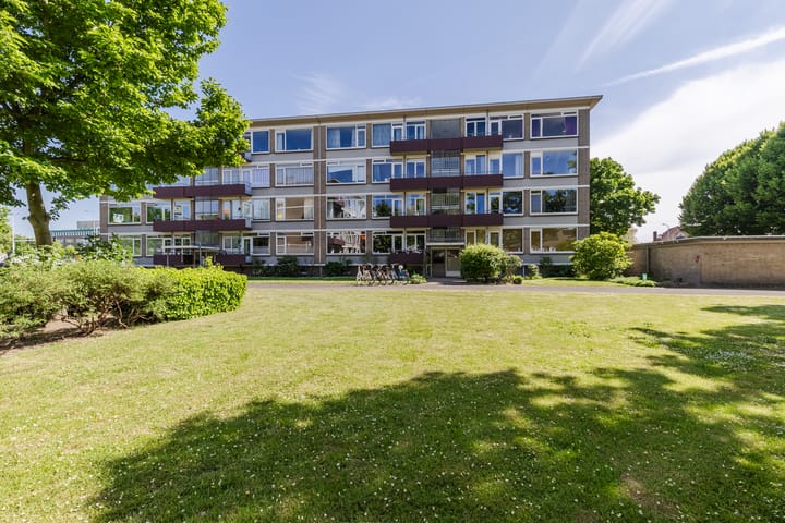 Photo 48 of Kaarderstraat 10