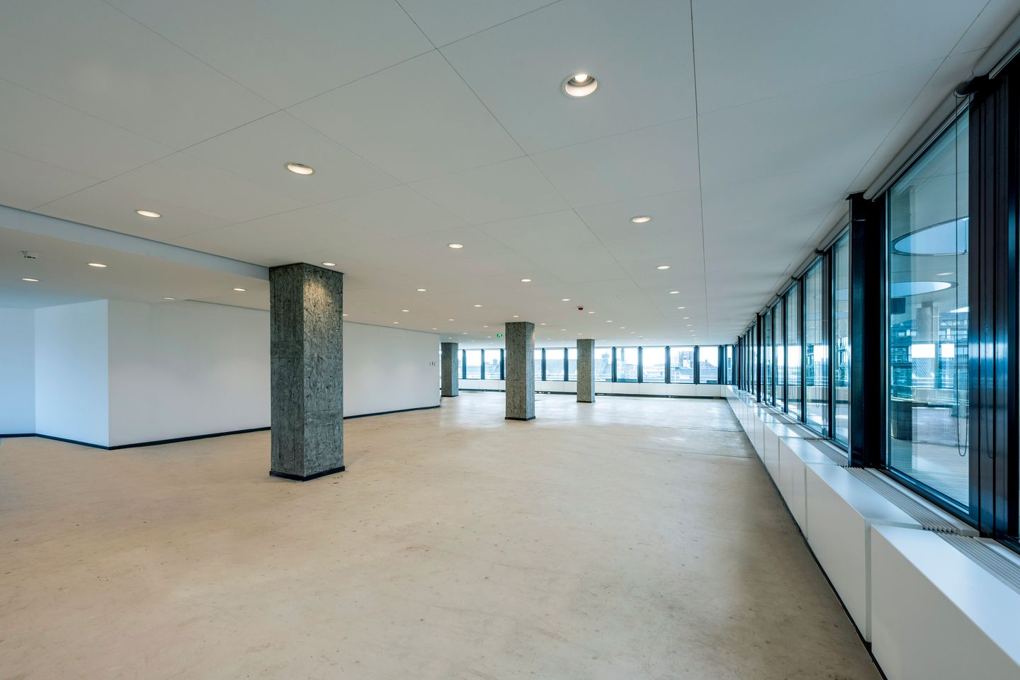 Bekijk foto 2 van Vijzelstraat 79-A