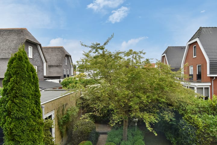 Foto 32 van Schiphollaan 17