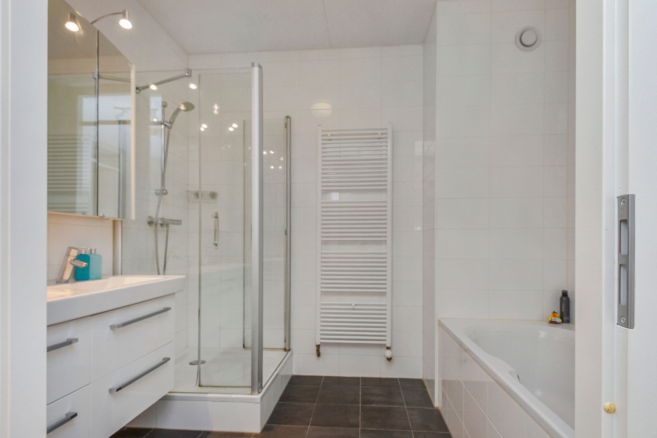 Foto 33 van Schiphollaan 17