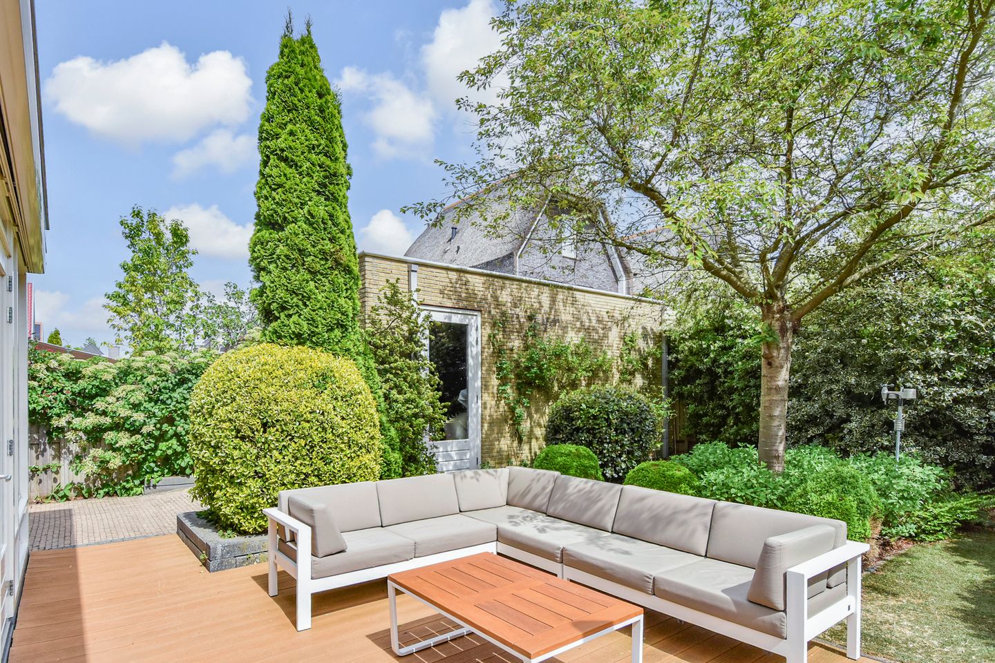 Foto 19 van Schiphollaan 17