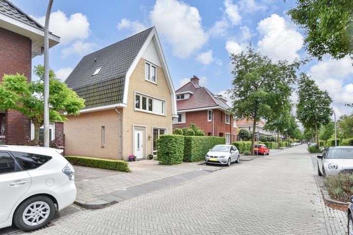 Foto 45 van Schiphollaan 17