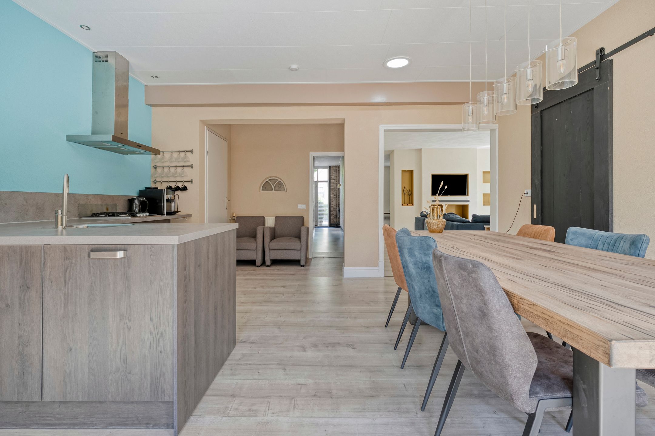 Photo 15 of Hoofdstraat 150