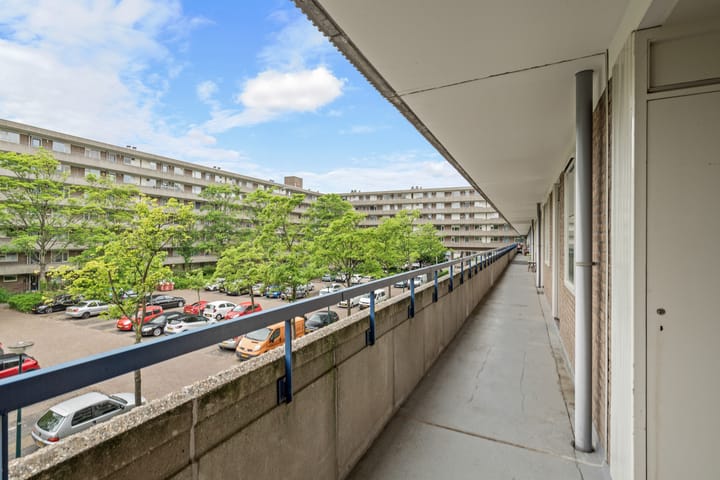 Foto 5 van Aert van Neslaan 243