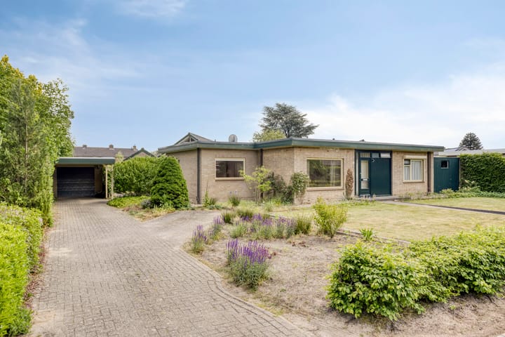 Mimosaweg 8