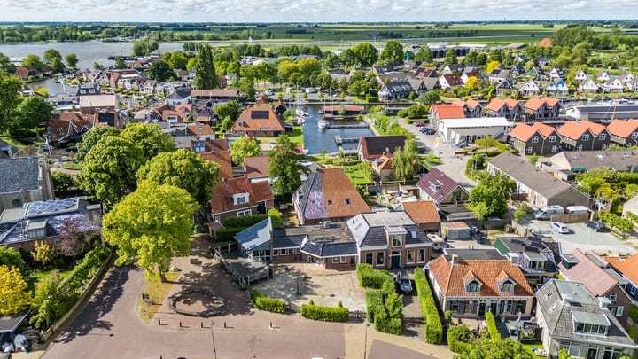 Foto 49 van Buorren 82