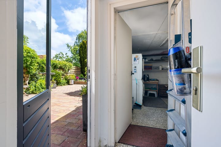 Foto 17 van Parallelweg 12