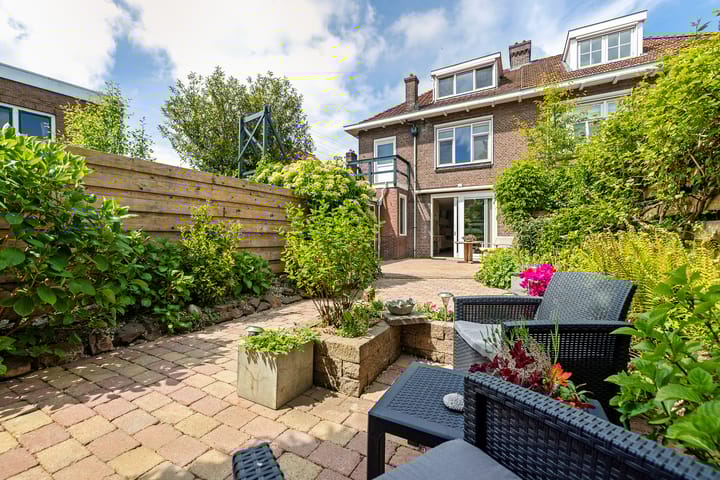 Foto 39 van Parallelweg 12