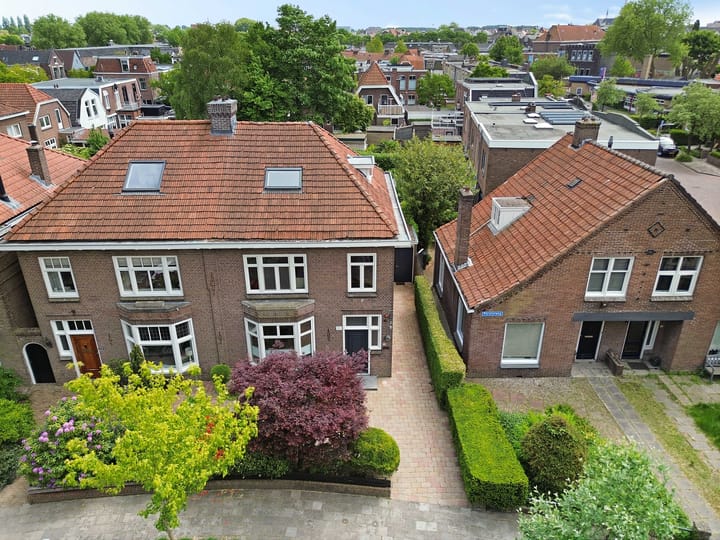 Foto 42 van Parallelweg 12