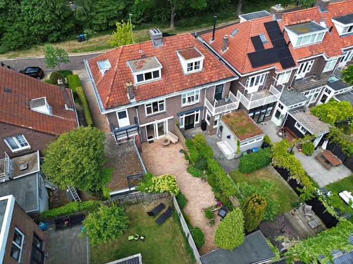 Foto 43 van Parallelweg 12