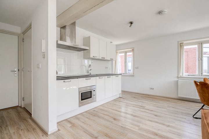 Foto 4 van Ubbo Emmiusstraat 29