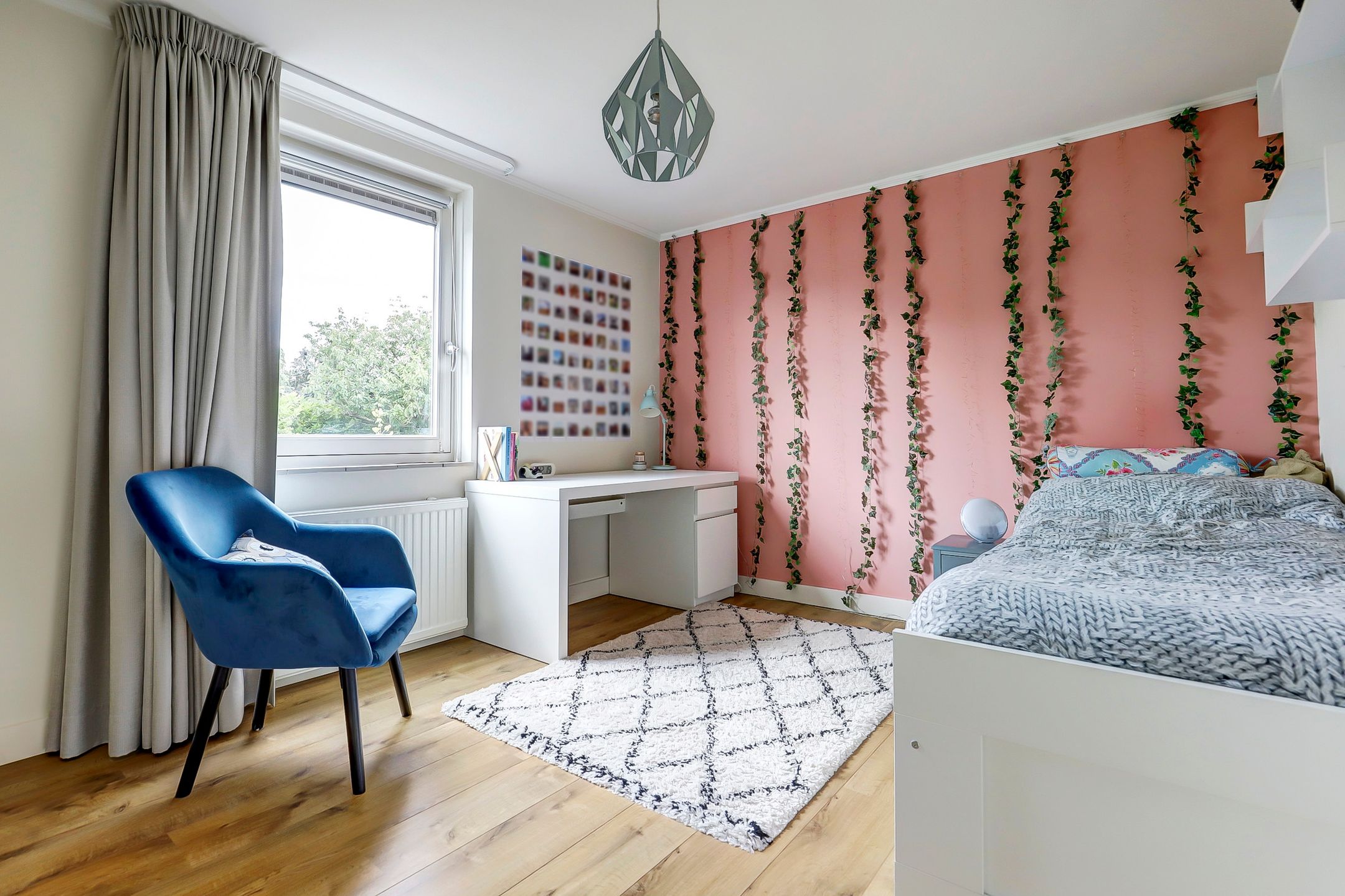 Photo 21 of Brahmsstraat 4