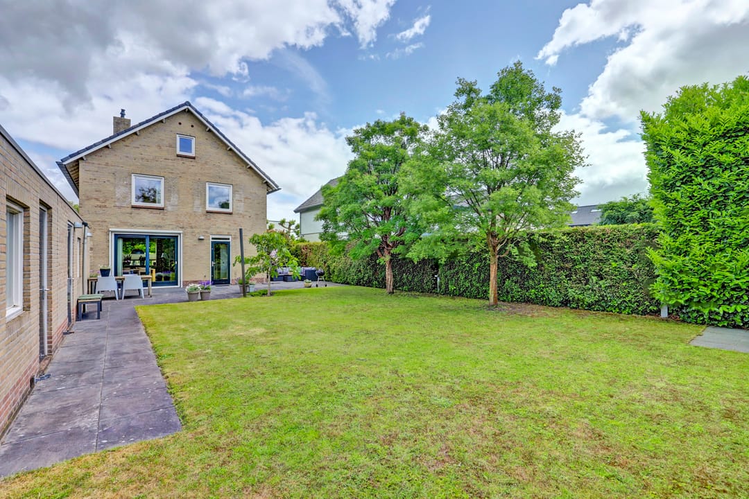 Photo 37 of Brahmsstraat 4