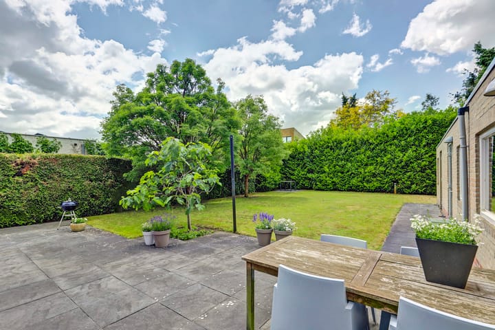 Foto 38 van Brahmsstraat 4