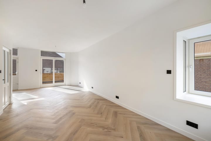 Foto 14 van Zocherstraat 13