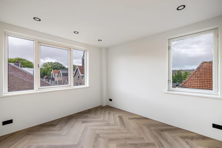 Foto 24 van Zocherstraat 13