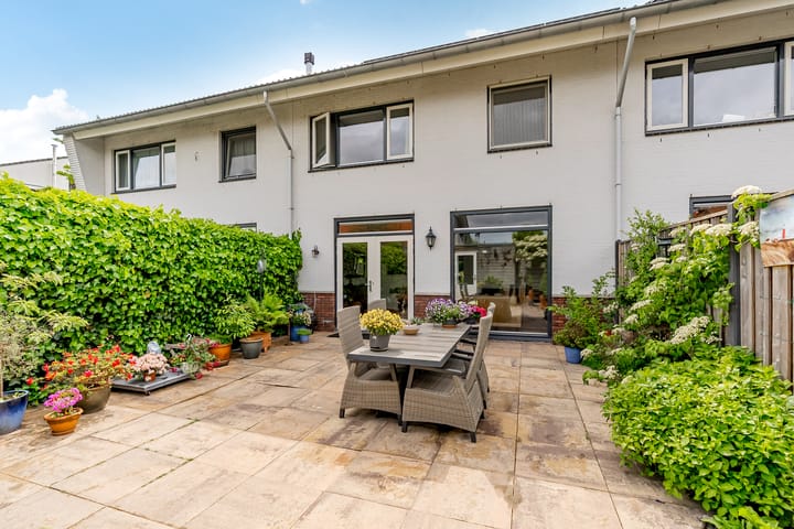 Foto 38 van Giacomettistraat 11