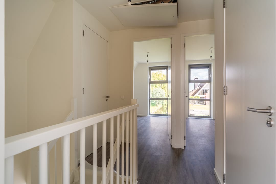 Photo 38 of Leeuwerik 15