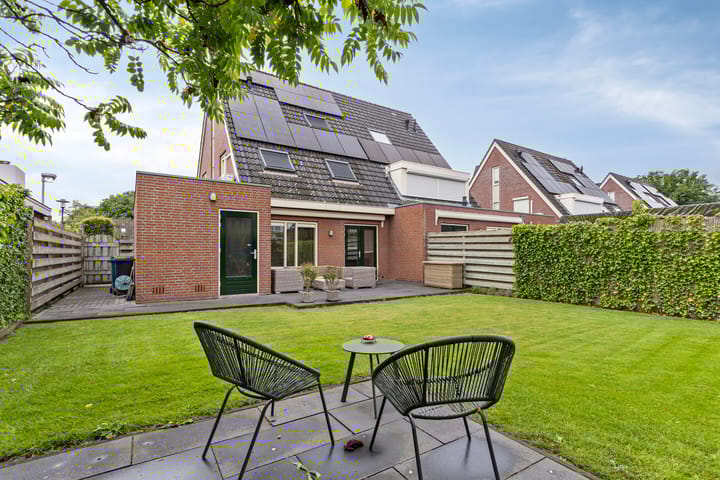 Foto 2 van De Pergola 2