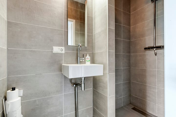 Foto 19 van Spaarndammerstraat 18-D