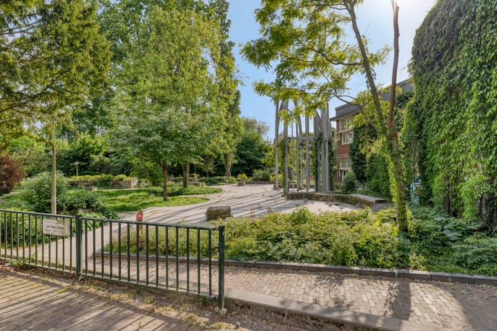 Foto 27 van Spaarndammerstraat 18-D