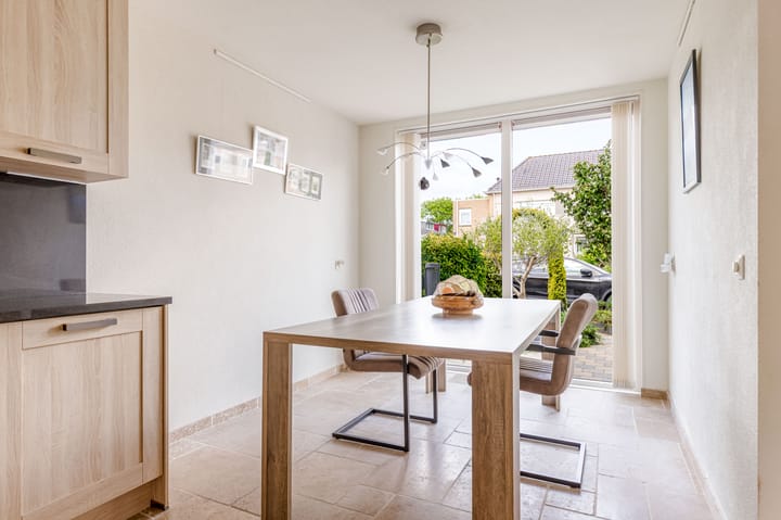 Foto 16 van Morellenstraat 4