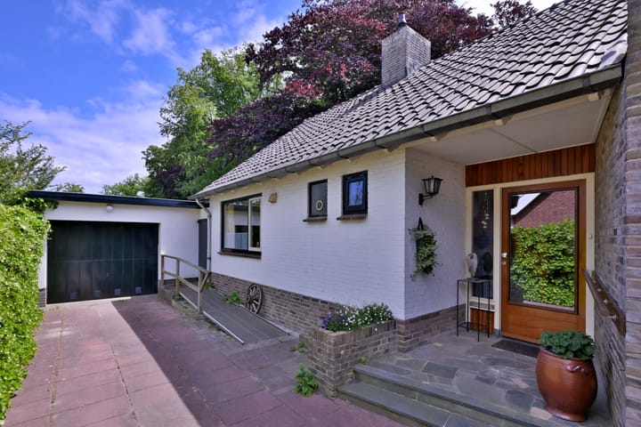 Foto 2 van Westronde 7