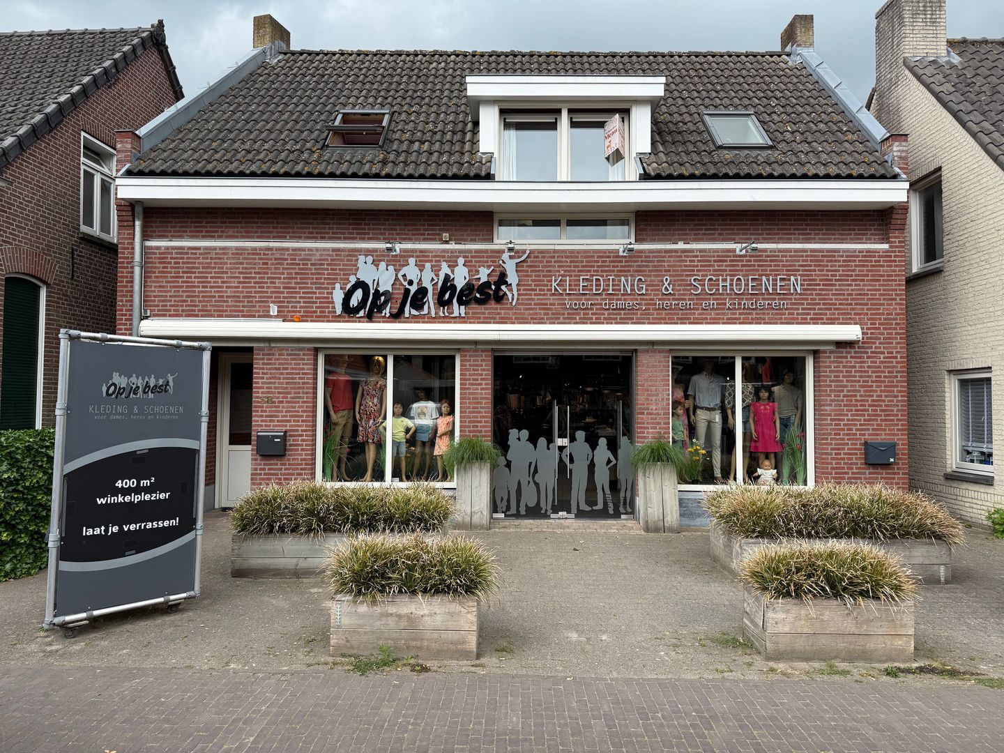 View photo 2 of Kerkstraat 36