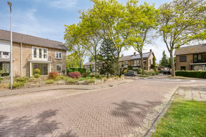 Foto 31 van Drossenkampplein 17