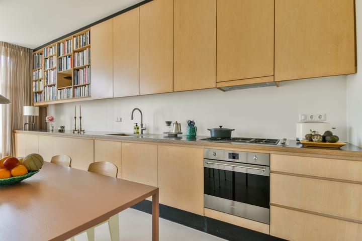 Photo 10 of Kazernestraat 10-C