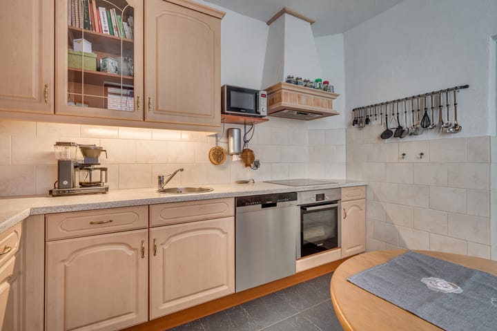 Foto 11 van van Laerstraat 28