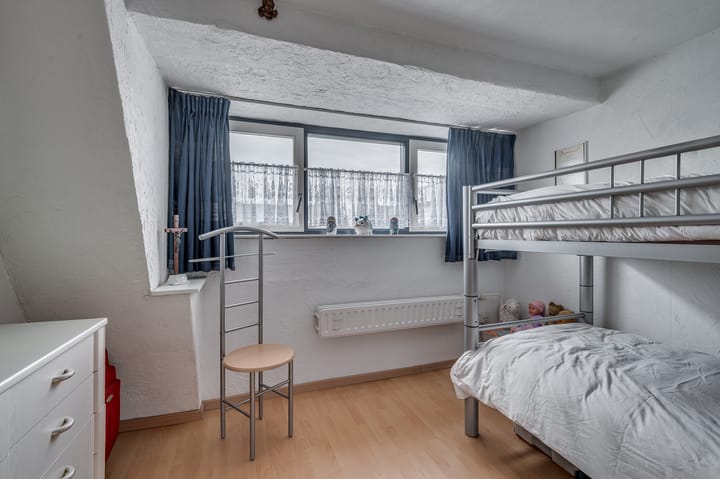 Foto 25 van van Laerstraat 28