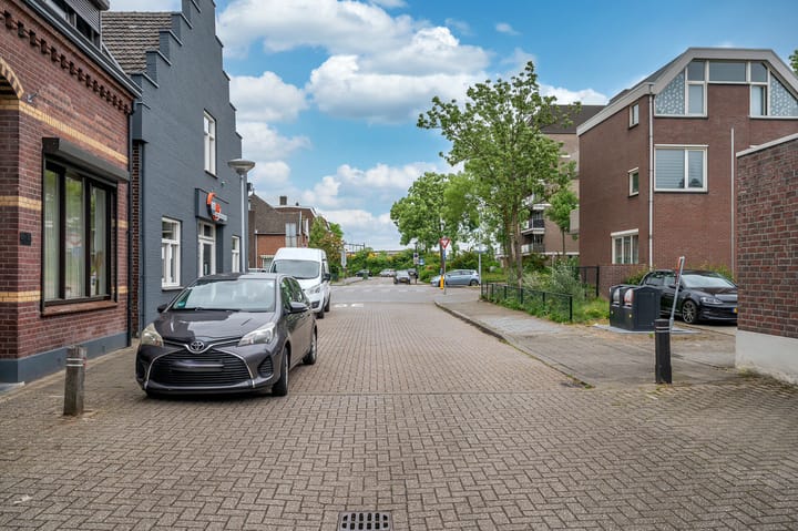 Foto 35 van van Laerstraat 28