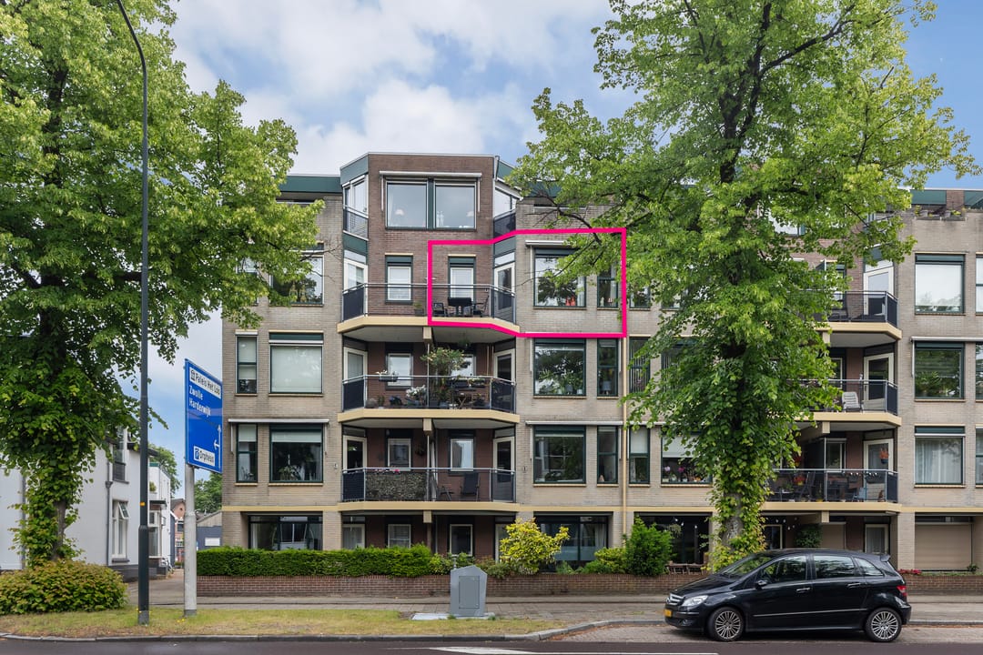 Foto 1 van Loolaan 8-H