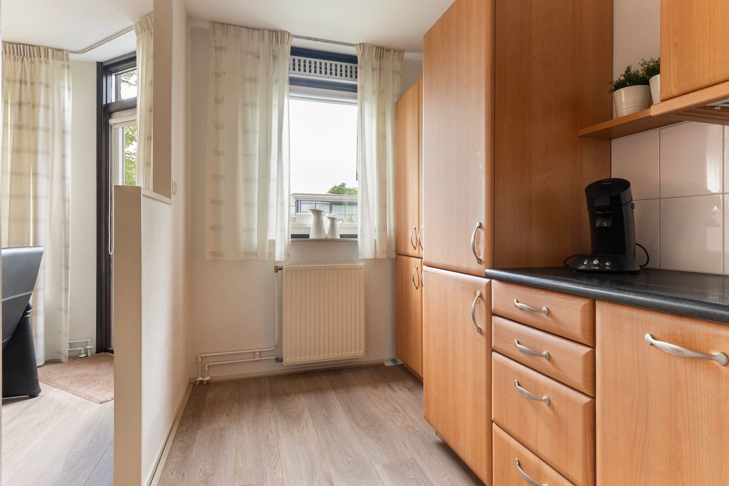 Foto 10 van Loolaan 8-H