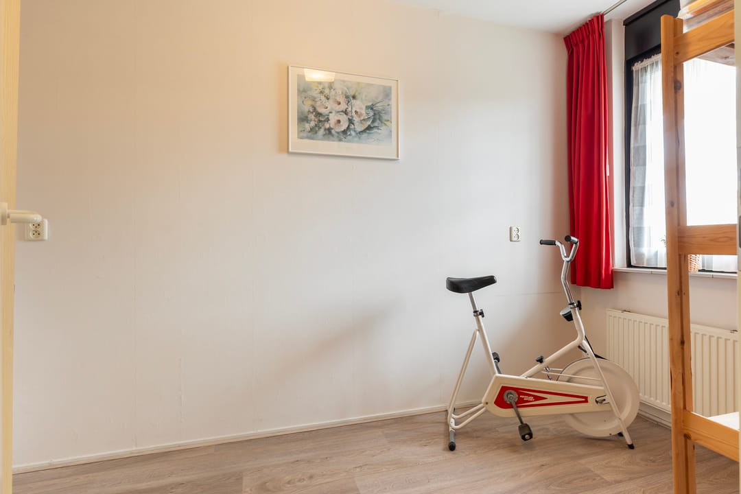 Foto 16 van Loolaan 8-H