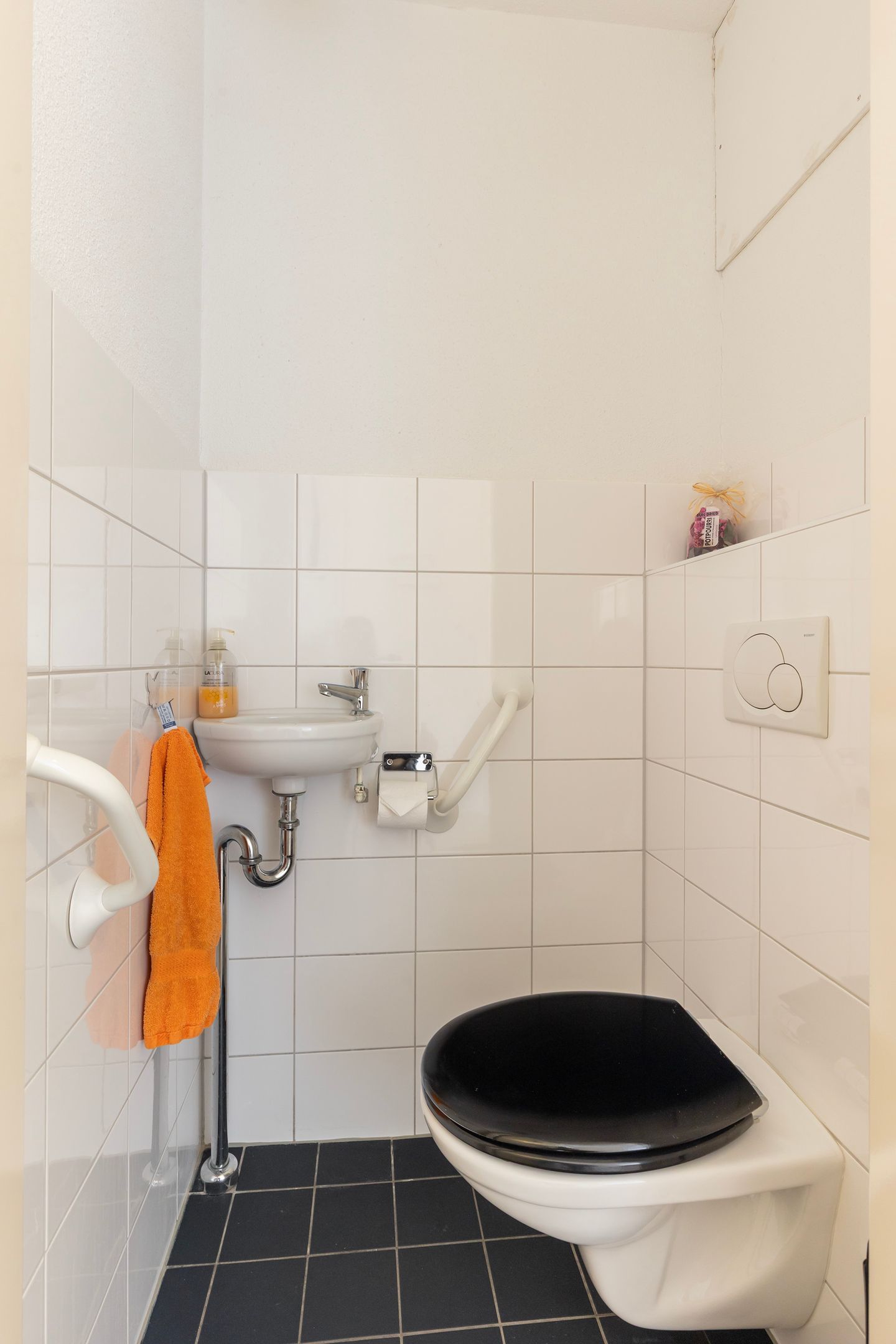 Foto 19 van Loolaan 8-H