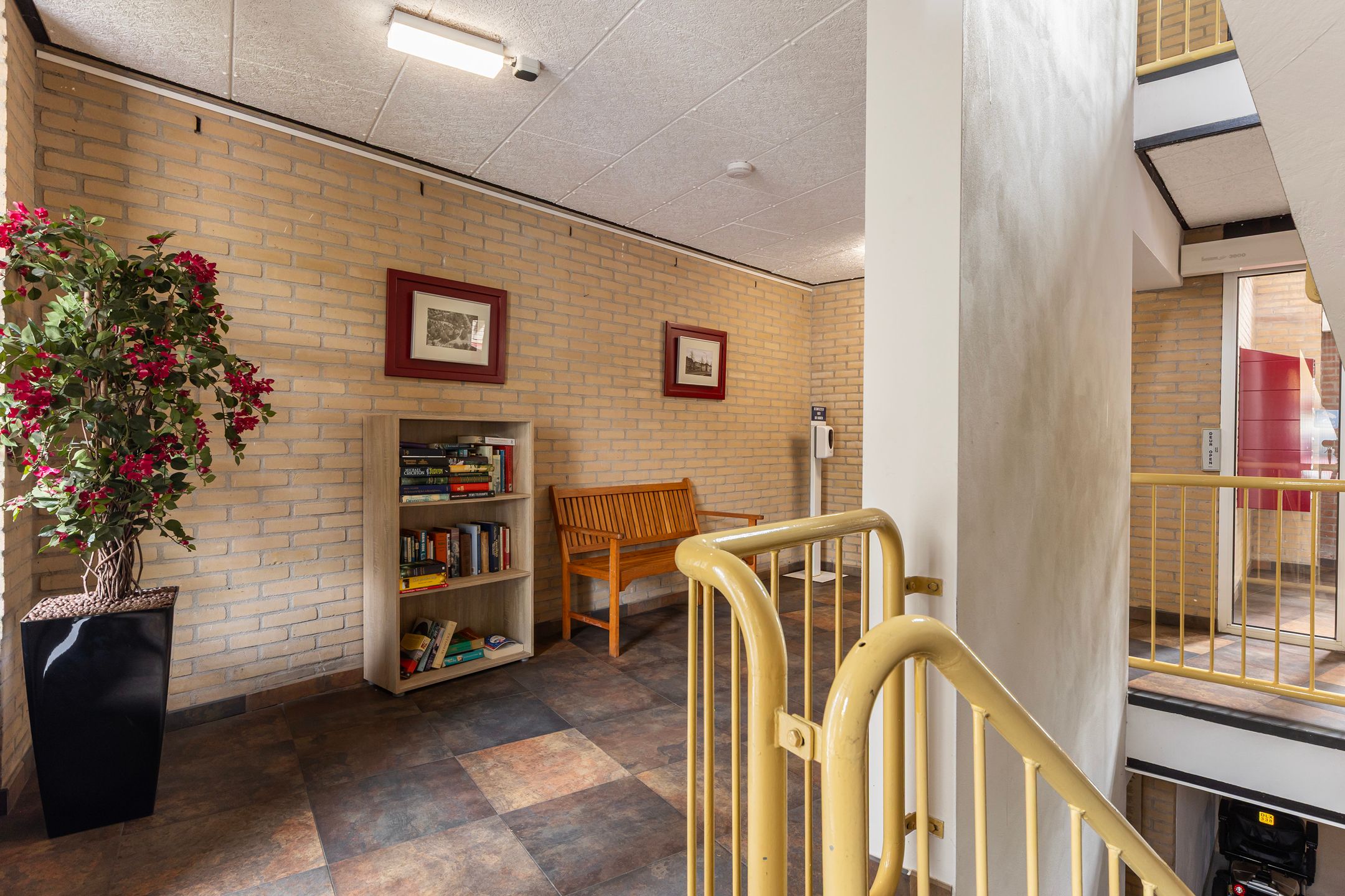 Foto 24 van Loolaan 8-H