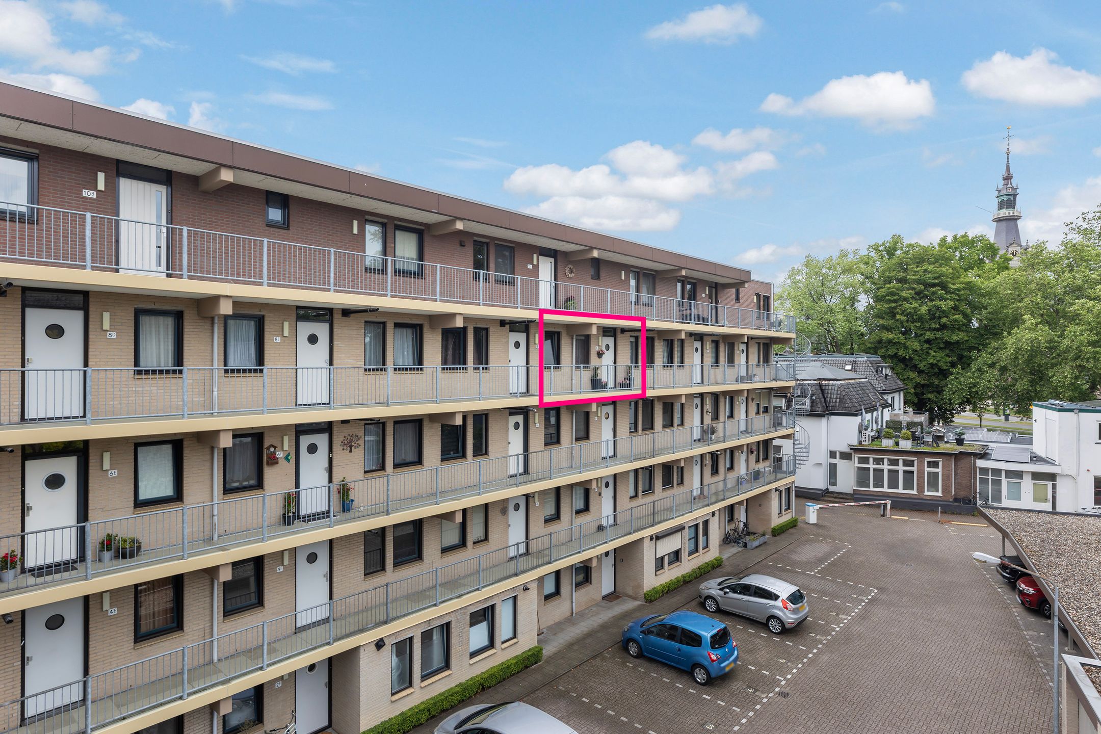 Foto 27 van Loolaan 8-H