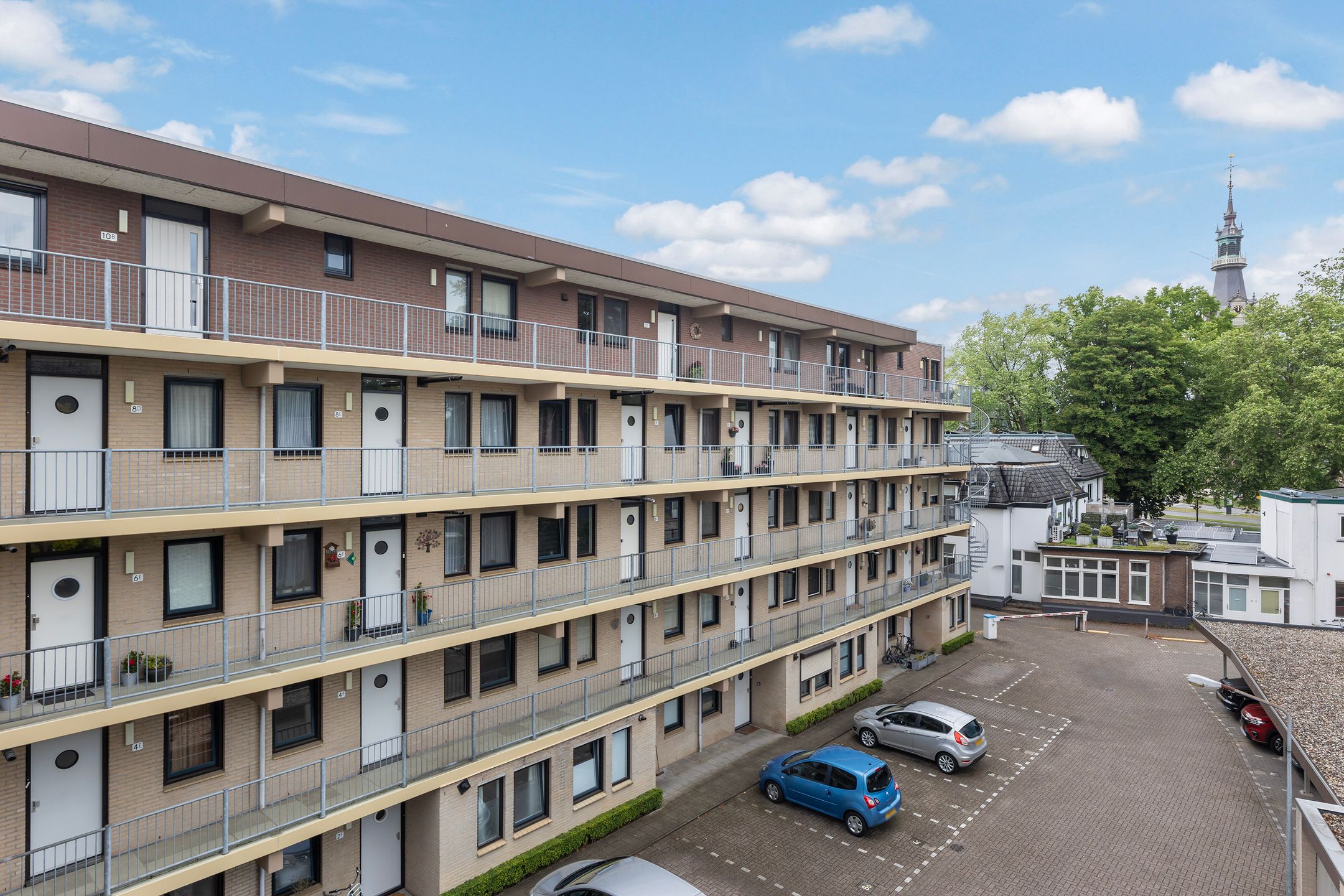 Foto 30 van Loolaan 8-H