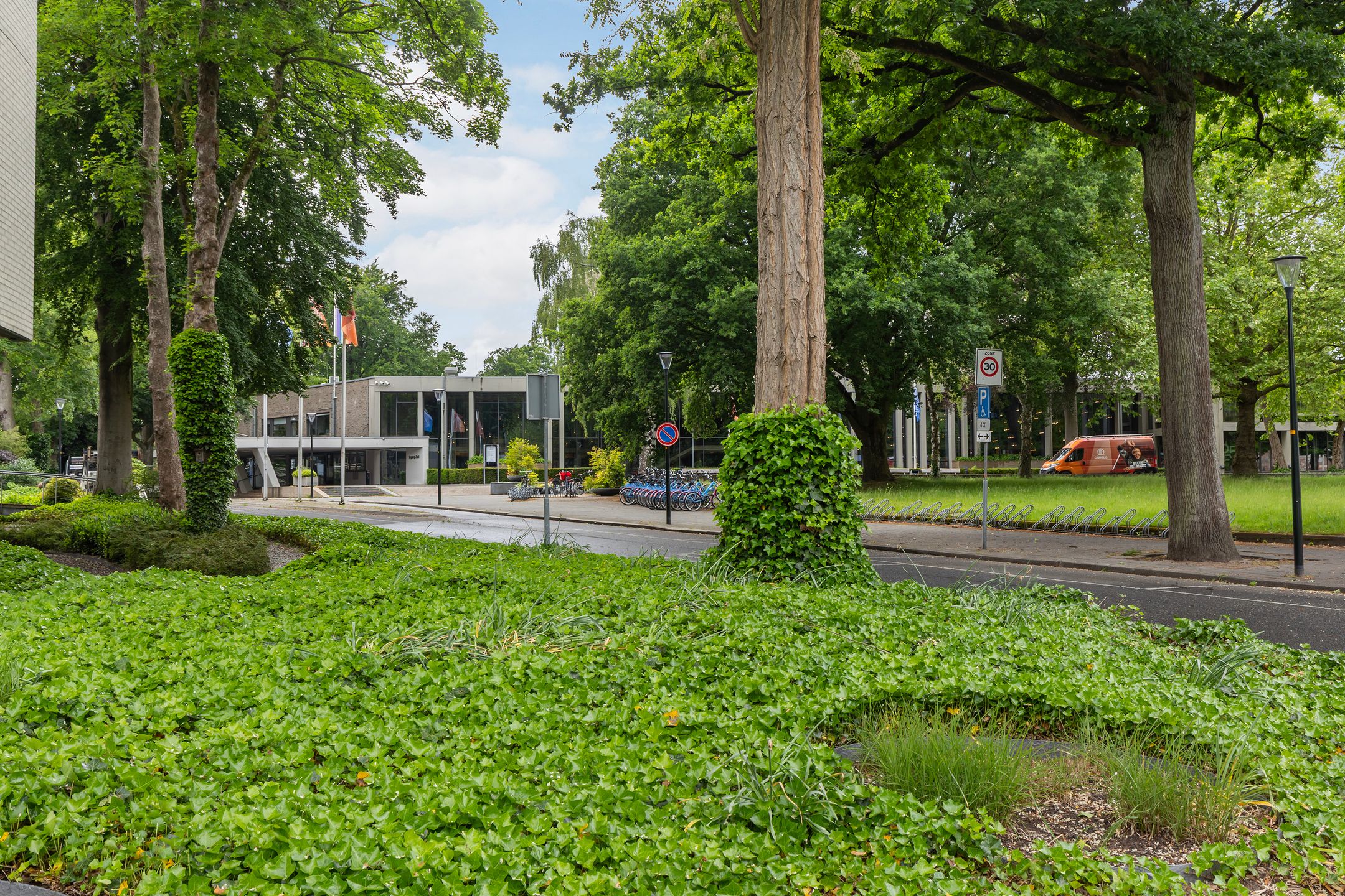 Foto 33 van Loolaan 8-H