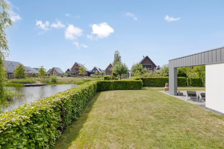 Photo 34 of Aurelia 74