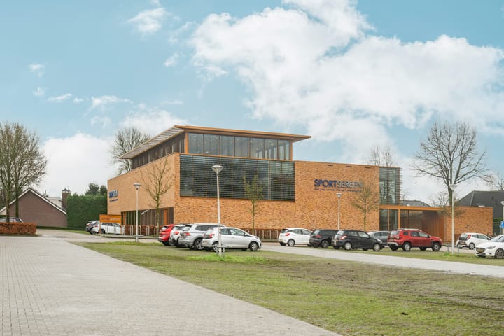 Photo 28 of Bredestraat (Bouwnr. 1)